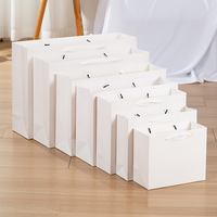 Sacs cadeaux en papier de luxe personnalisés avec logo imprimé pour boutique de coiffure