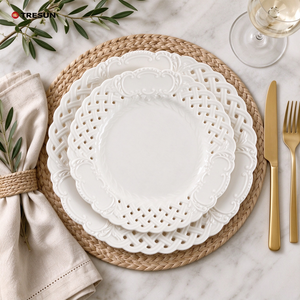 Assiettes en porcelaine blanche rétro française à dentelle creuse, assiettes à dessert et à salade en céramique embossée pour la décoration de la maison et du thé de l'après-midi - Product Image 6
