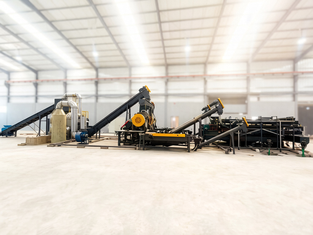 Factory-direct Provide Complete Waste Lead Acid Battery Breaking and Recycling Solutions for Lead-acid Battery Recycling