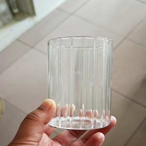Set di 6 Piccoli Vasi <span class=keywords><strong>in</strong></span> Vetro Scanalato per <span class=keywords><strong>Fiori</strong></span>, Contenitori <span class=keywords><strong>in</strong></span> Vetro Trasparente per Matrimoni, Natale e Decorazioni per la Casa - Product Image 3