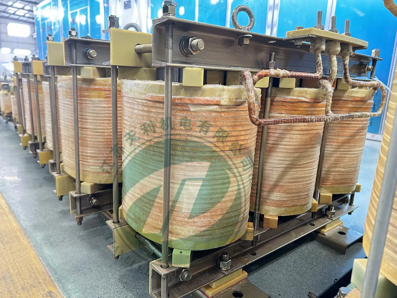 Supply 380V to 415V 440V three-phase marine isolation transformer SG-20KVA dry-type transformer