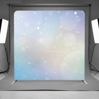 Système d'affichage publicitaire pliable, support de toile tendue, graphisme personnalisé pour les salons professionnels, application de photomaton