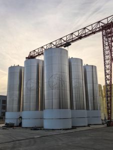 Réservoir de refroidissement du lait cru en acier inoxydable de qualité <span class=keywords><strong>alimentaire</strong></span> 80000L pour ferme laitière - Product Image 2
