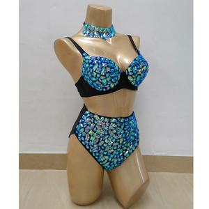 Costume da Samba per Carnevale, Reggiseno e Pantaloni a Vita Alta, Decorato con Pietre AB, Fatto a Mano, Set <span class=keywords><strong>Sexy</strong></span> da 3 Pezzi per Spettacoli e Cantanti - Product Image 2
