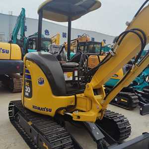 Excavatrice d'occasion Komatsu PC30MR-3 Premium avec godet de 0,09 m³ – Sélection optimale pour les travaux d'aménagement urbain et de jardinage en espaces étroits - Product Image 5