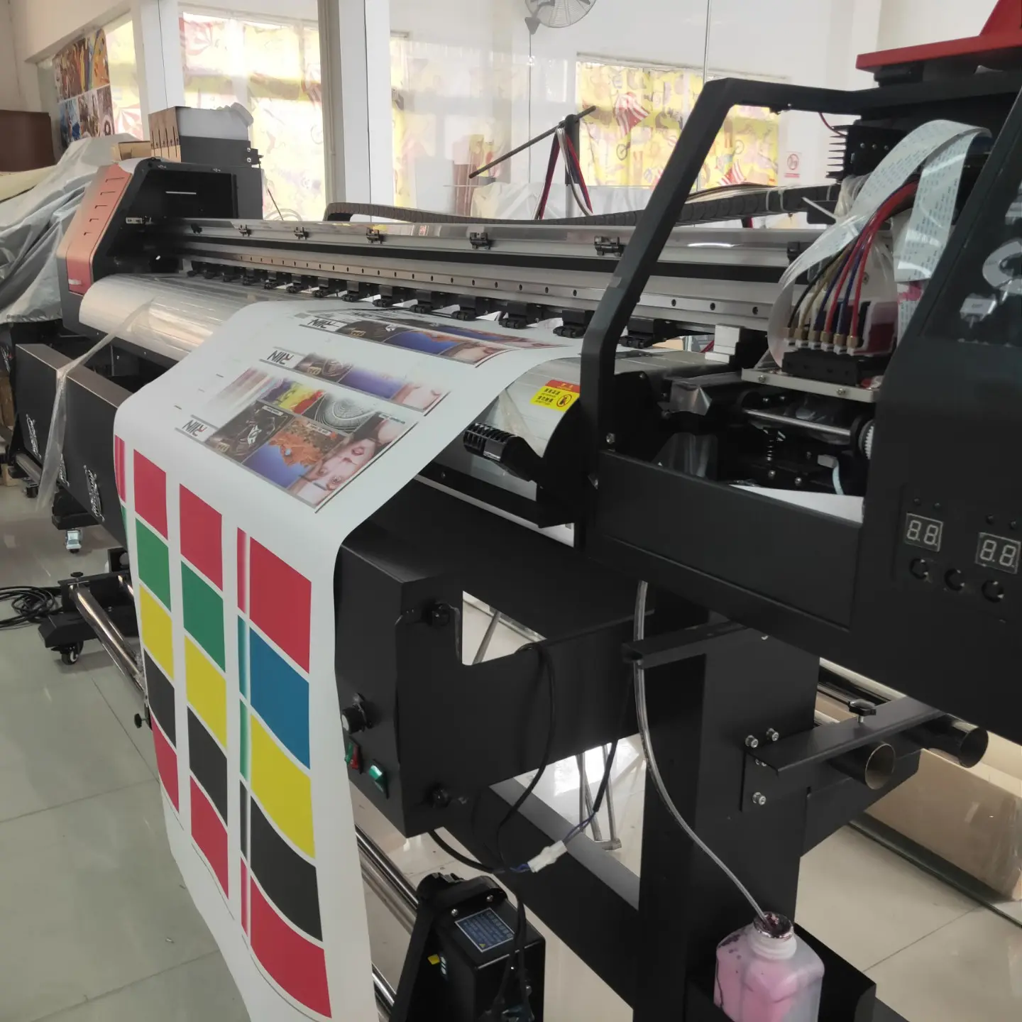 Myjet Eco-Solvent Printing Excellence: MyJet XP600 Vinyl Sticker Printer imprimante éco-solvant avec tête d'impression i3200/xp600 pas cher