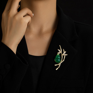 MUYU Fu Lu Bamboo Brooch Green Jade Gold Women's Cheongsam Accessory Party Decorative Pin - Product Image 4
