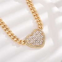 Bijoux fantaisie personnalisables, luxe discret, pendentif cœur plaqué or, zircon et collier d'amour pour femmes