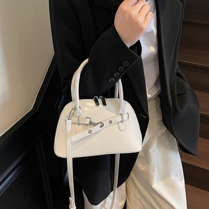 En Yeni Toptan Lüks Parlak PU Deri Bayan Küçük Tote Omuz Çantaları Yuvarlak Saplı Retro Şirin Kabuk Şeklinde Kemer Kilidi - Product Image 3