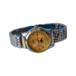 Montre-bracelet étanche de luxe personnalisée en diamant pour femmes, vente en gros pour fabricants - Product Image 1