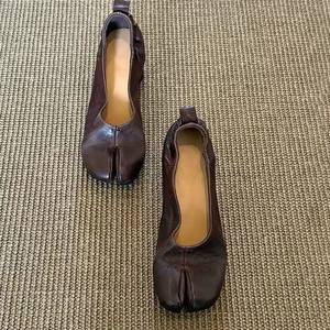 Zapatos de tacón alto retro con punta dividida para mujer 2026, elegantes, de tacón bajo y bloque, versátiles para uso diario, calzado de moda casual. - Product Image 4