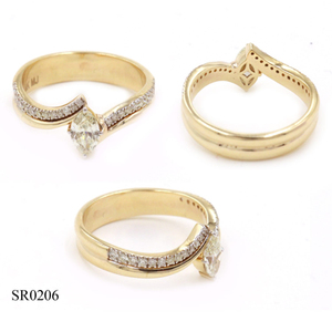 Bague de mariage classique en or jaune 14 carats avec diamant blanc taille marquise 0,40 CT et diamant taille rond 0,19 CT - Product Image 2