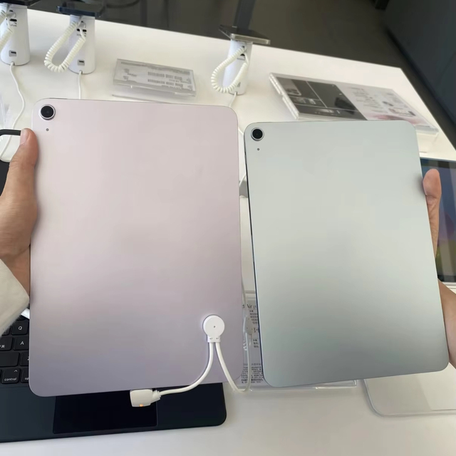 2025 Second Hand Original US Brand Tablet Computer Pad Air 7 Table PC Almost New Pad 13 Inch Screen for Pad Air 7 M3