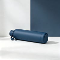 Bouteille d'eau isotherme sport en acier inoxydable à double paroi de 750 ml avec peinture mate, personnalisable