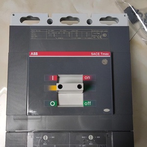 Disjoncteur T6N800 3P FF 800A 1Q 1SY Série Tmax PLC - Product Image 1