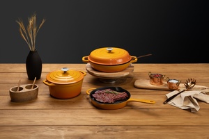 Factory Outlet Buena calidad Antiadherente 3 piezas <span class=keywords><strong>Ollas</strong></span> y sartenes Juegos de utensilios de cocina de hierro fundido de esmalte rojo - Product Image 3