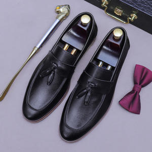 Mocasines originales personalizados para hombre con diseño patchwork, flecos, cordones, cierre con hebilla, antideslizantes, transpirables y de alta calidad. - Product Image 6