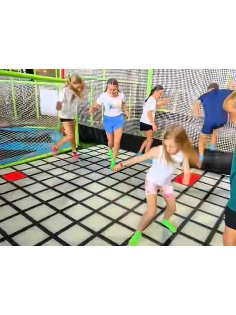 Indoor Amusement Equipment Interactive Grid Games Led Floor 30x30cm Wholesale Custom Activate Game