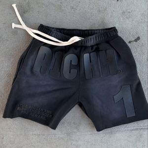 กางเกงขาสั้นผู้ชายสีดำแบบย้อมสีเอซิด สไตล์วินเทจ ผ้าฝรั่งเศสเทอร์รี่ พร้อมลายพิมพ์นูน  แบบลำลอง  ผูกเชือก - Product Image 3