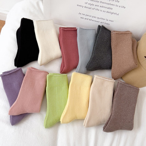Haute Qualité Hiver Solide Couleur Coton <span class=keywords><strong>Chaussettes</strong></span> Femmes Épais Slouch <span class=keywords><strong>Laine</strong></span> Moyen Tube <span class=keywords><strong>Chaussettes</strong></span> - Product Image 1