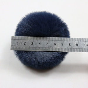 Thả Vận Chuyển 2023 8Cm New Faux Thỏ Lông Poms Poms Tóc Chuỗi Lông Quả Bóng Cho Túi Tay Vải - Product Image 2
