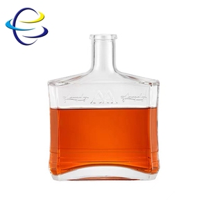 Bottiglia in Vetro Cristallo Bianco di Alta Qualità da 700ml per Liquori con Tappo a Corona, Produzione <span class=keywords><strong>Cinese</strong></span> - Product Image 6