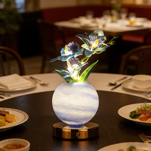 Lampe de nuit décorative à fleurs artificielles avec charge USB pour la chambre à coucher et le salon, décoration de la maison - Product Image 4