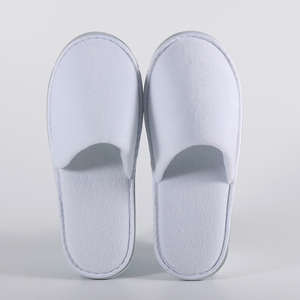 Pantuflas de Hotel de Lujo con Servicios Personalizados para Cadenas Hoteleras y Habitaciones - Product Image 2