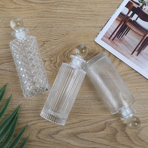 Flacon de parfum vintage en cristal avec colonnes romaines, bouteille d'aromathérapie en verre transparent, pour la maison, la chambre, les toilettes, les fleurs séchées, parfum d'ambiance - Product Image 6