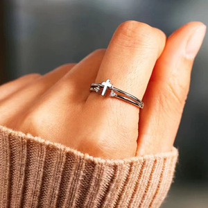 Anello dal Design Creativo e Semplice, Elegante Anello da Dito per Donne - Product Image 4
