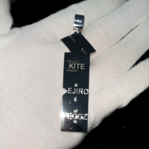 תליון יהלומים בהתאמה אישית עם תעודת GRA, תליון אנכי עם שם/אות, כסף 925, משובץ במלואו ב-VVS, תליון מוסאניט בסגנון ראפר. - Product Image 5