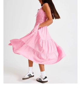 Vestido de algodón para niñas con tela fresca para el verano, detalles decorativos y ajuste cómodo para jugar, ir a la escuela y estar con la familia. - Product Image 3