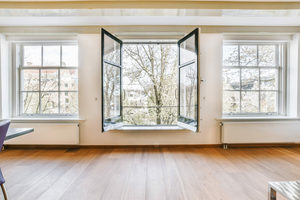 Estructura de Aislamiento Multicapa Mejorada que Reduce Efectivamente el Ruido y la Transferencia de Calor para Ventanas Abatibles Residenciales - Product Image 3