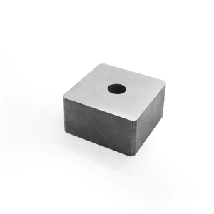 Aimant Alnico <span class=keywords><strong>Blaco</strong></span> 45x45x15 avec trou de 9 mm, mandrin magnétique pour le meulage et la réparation - Product Image 5