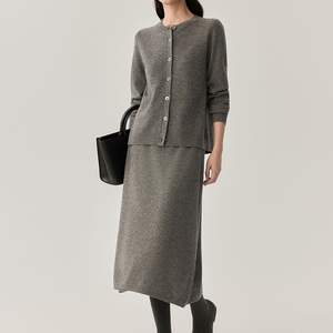 تنورة تنحيف عالية الجودة جديدة للنساء بخطوط عالية الخصر من الأعلى للبيع بالجملة فستان صوف نسائي للخريف والشتاء - Product Image 3