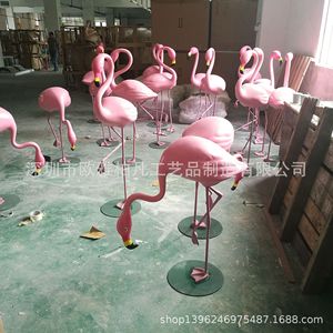 Sculpture de flamant rose en résine, décoration artistique sur pied, design contemporain, figurine faite à la main en forme d'animal, emballage monobloc - Product Image 4
