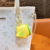 Vente en gros de jouets anti-stress écologiques en forme de panda, porte-clés en PVC, pendentifs, petits animaux mignons, jouets moelleux, cadeau pour enfants