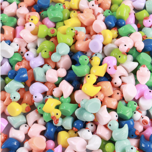Patitos de Resina Pequeños al por Mayor, Figuras Clásicas de Patos Mini, Colores Surtidos y Patitos que Brillan en la Oscuridad, Adornos para Micropaisajes - Product Image 5
