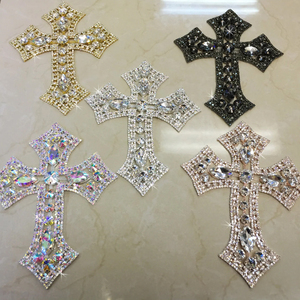 Parche de diamantes de imitación de cristales buenos de diseño personalizado apliques cruzados de cristal flor carta arco estrella diamantes de imitación parches ostentosos para ropa - Product Image 2