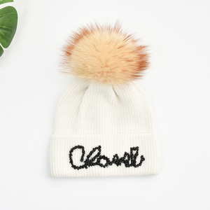 <span class=keywords><strong>Bonnet</strong></span> <span class=keywords><strong>noir</strong></span> de haute qualité personnalisé tricoté de haute qualité pour hommes femmes pour les scènes de plage de ski d'hiver en plein air - Product Image 3