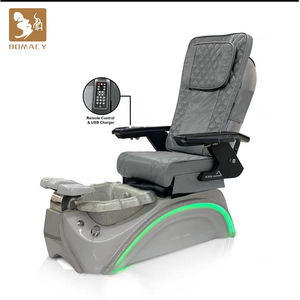 Chaise de pédicure blanche pour spa de luxe - Product Image 1