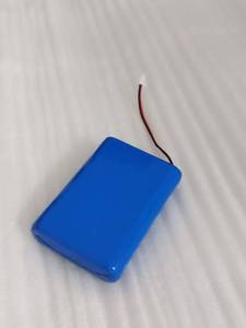 แบตเตอรี่ลิเธียมโพลิเมอร์ทรงสี่เหลี่ยมสีน้ำเงิน 2S 3S 4S 7.4V 11.1V 14.8V แบบชาร์จได้ สำหรับอุปกรณ์การแพทย์และผลิตภัณฑ์ไร้สาย - Product Image 1