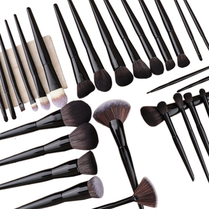 Custom Logo 39pcs Black Makeup Brush Set Eco Friendly Beauty Tools for Professional Use - Product Image 1
