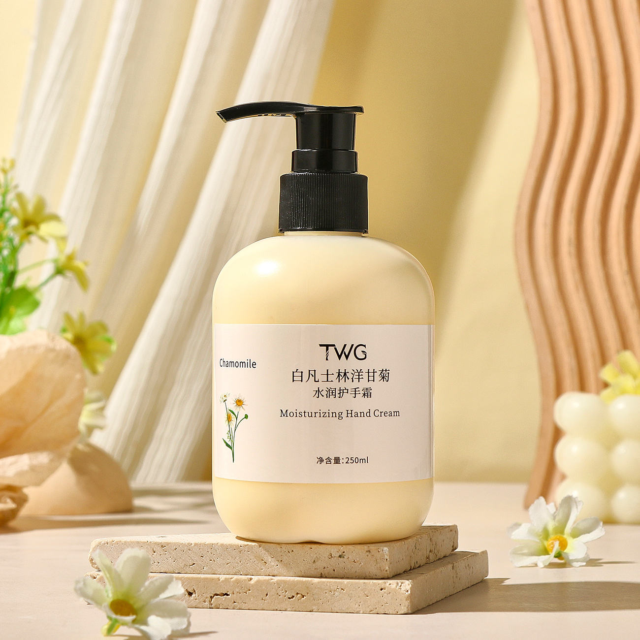 5270 TWG White Vaseline&Chamomile Hydrating Hand Cream 250ml