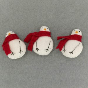 Lot de décorations de Noël en feutre en forme de poussin avec écharpe rouge, faites à la main, à suspendre, idéal pour les cadeaux et les fournitures de fêtes - Product Image 5