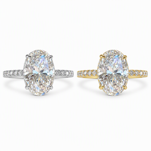 Anello con Taglio Ovale per Donne, Elegante Gioiello da Fidanzamento con Pietre Laterali, Classico Anello Nuziale alla Moda - Product Image 1