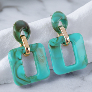 Pendientes Cuadrados Exquisitos de Acrílico para Mujer, Diseño de Nicho Sencillo, Novedad 2026, Joyería de Moda al por Mayor - Product Image 3