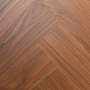 Parquet en chêne contrecollé tropical multicouche embossé, qualité ABC, sans formaldéhyde, système T&G 20 mm, motif chevrons, idéal pour les sites sportifs - Product Image 2