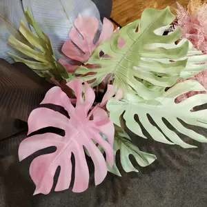 Renkli yapay yaprakları düğün dekorasyon için