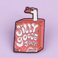 Broche en métal émaillé souple Silly Goose Juice, motif canard mignon avec lunettes de soleil, broche de dessin animé, badge humoristique, cadeau, vente en gros, épingles de revers